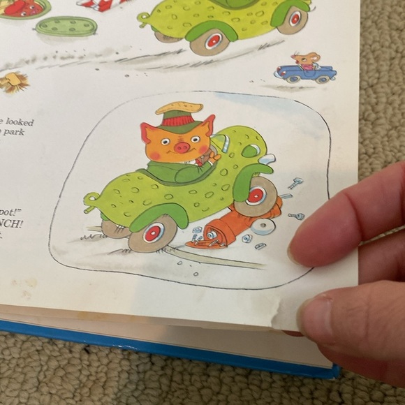 3 x Richard Scarry Hardcovers - Picture 4 of 10